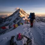 Everest Dağı'na tırmanan kadın