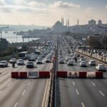 İstanbul'da kapalı yollar ve trafik işaretleri.