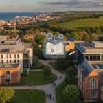 Sussex Üniversitesi Brighton Kampusu dış görünüşü