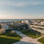 Hochschule Stralsund Üniversitesi kampüsü ve Baltık Denizi manzarası